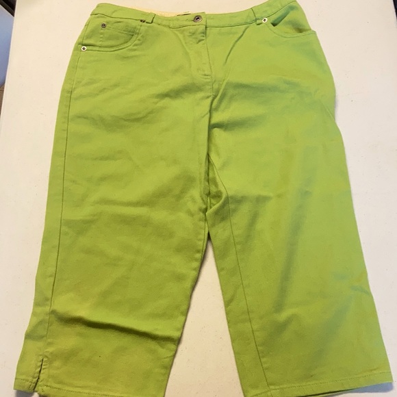 Westbound Pants - Westbound Essentials Capris